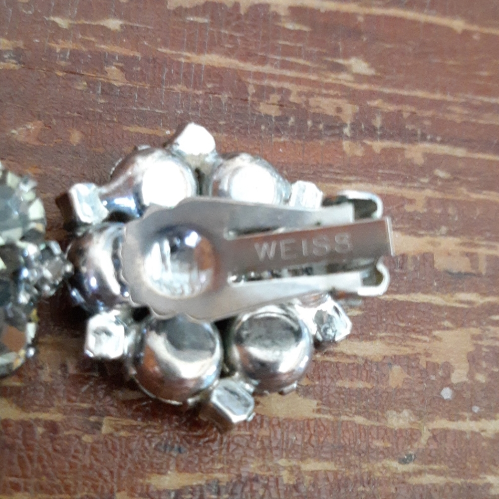 VINTAGE Weiss Black Diamond Clip on Earrings - Picture 4 of 7
